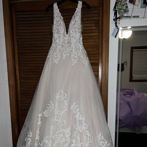 New Justin Alexander Wedding Dress